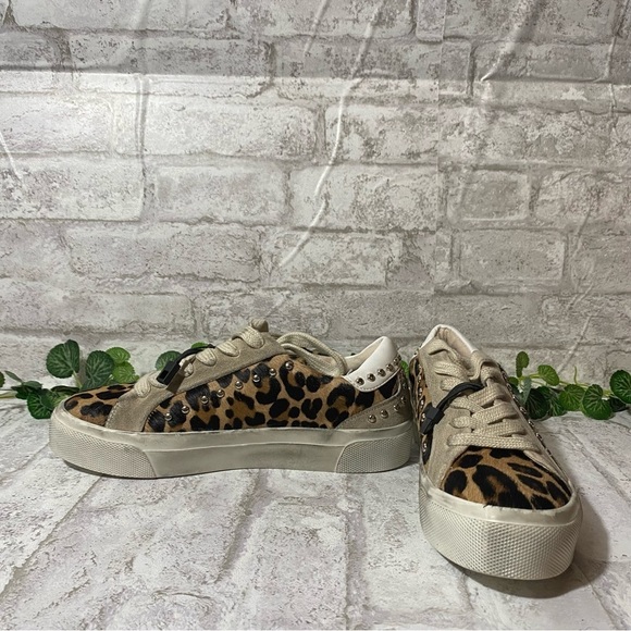 Zara Distressed Leopard Print Trainers. Size EUR 37 - Picture 2 of 7